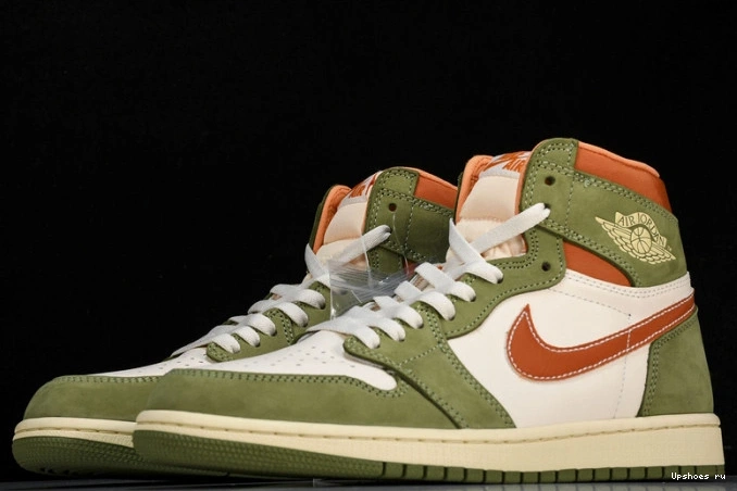 1 Jordan High  FB9934-300 “Celadon”  OG Air 0706